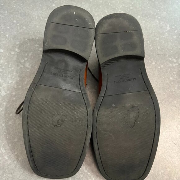 Kenneth Cole Men's Pinch Tassel Loafer - Picture 14 of 15